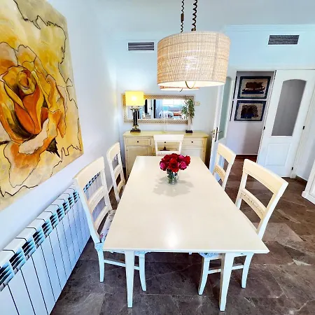 Almendros Apartment